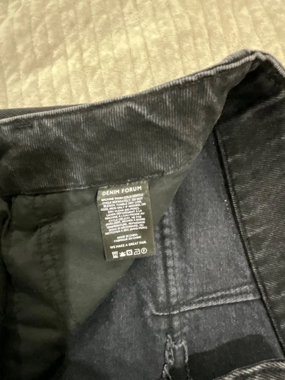 Aritzia Denim Forum “The ’90s Edie Lo-Rise Cargo” Size 27 - Picture 11 of 16